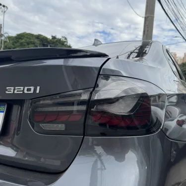 Par de Lanternas Dragon Fumê para BMW Série 3 F30 2013 a 2018